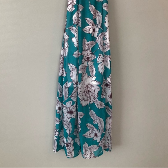Tropical Print Maxi Dress - Picture 6 of 9